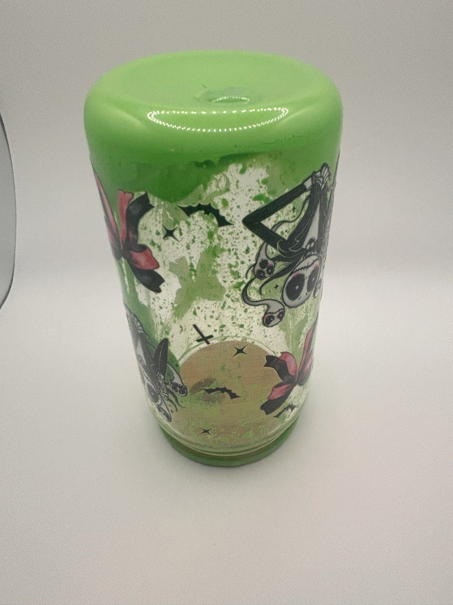 Jack skellington with bows - green drip custom lid